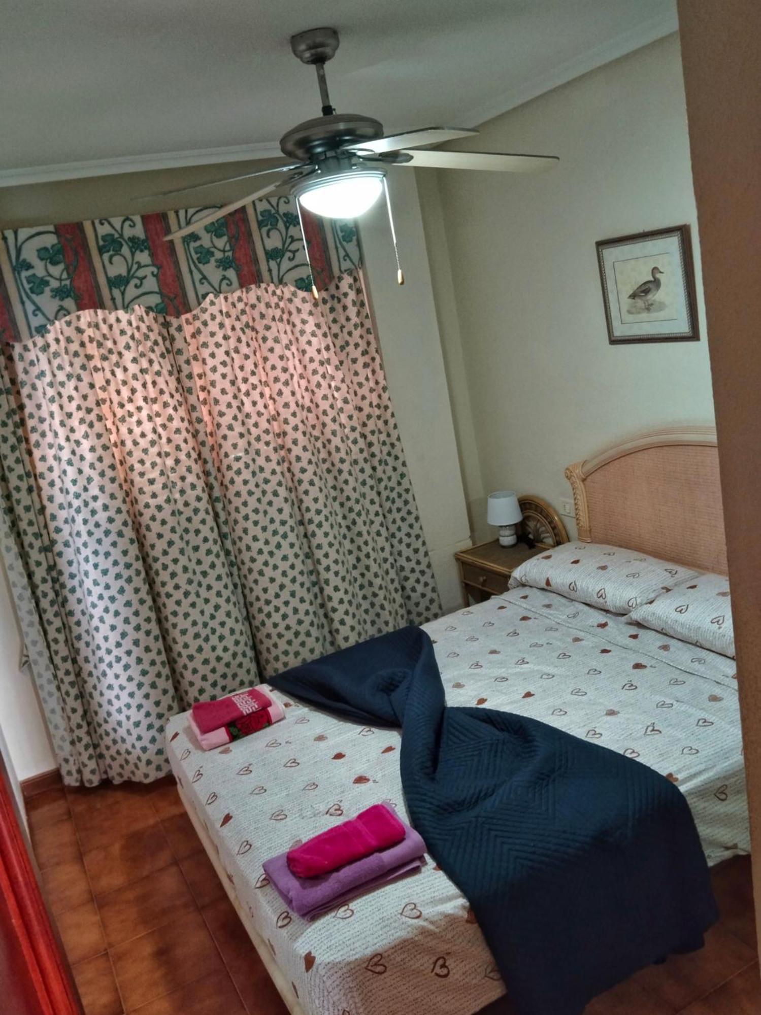 Maximar Apartment 8 Bed Places, Heated Swimmingpool อาโรนา ภายนอก รูปภาพ